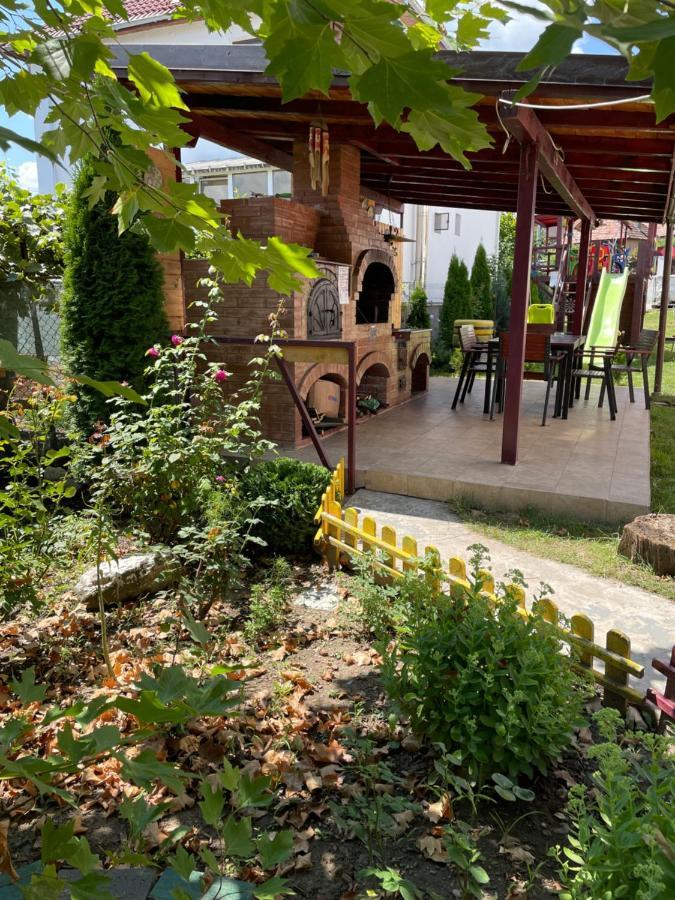 Pensiunea Casa Rica Келіменешті Екстер'єр фото